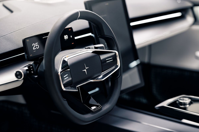 ポールスターo2（ポールスターのEV)のインテリアの写真