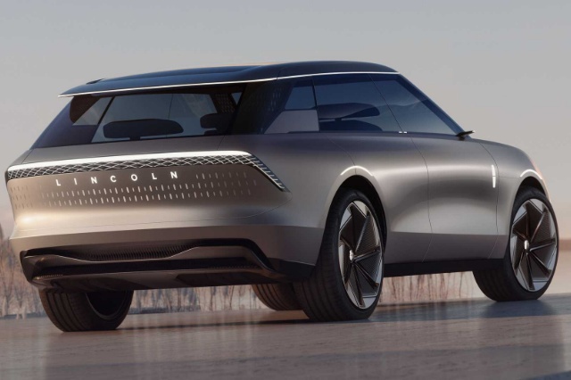 スターコンセプト（リンカーンのEV)のリアビューの写真
