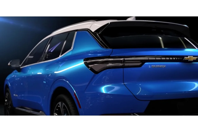 エクイノックスEV(シボレーのEV)のリアビューの写真