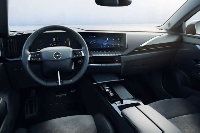 AstraElectric（オペルのEV)のインテリアの写真