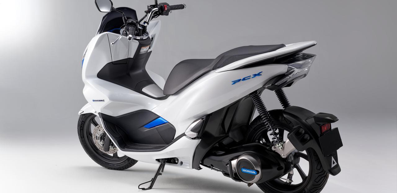 宮古島に電動バイク登場！卒業旅行は宮古島を横断してみない？！