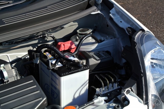 車のバッテリーはアイドリングでも充電される？走らないとダメ？