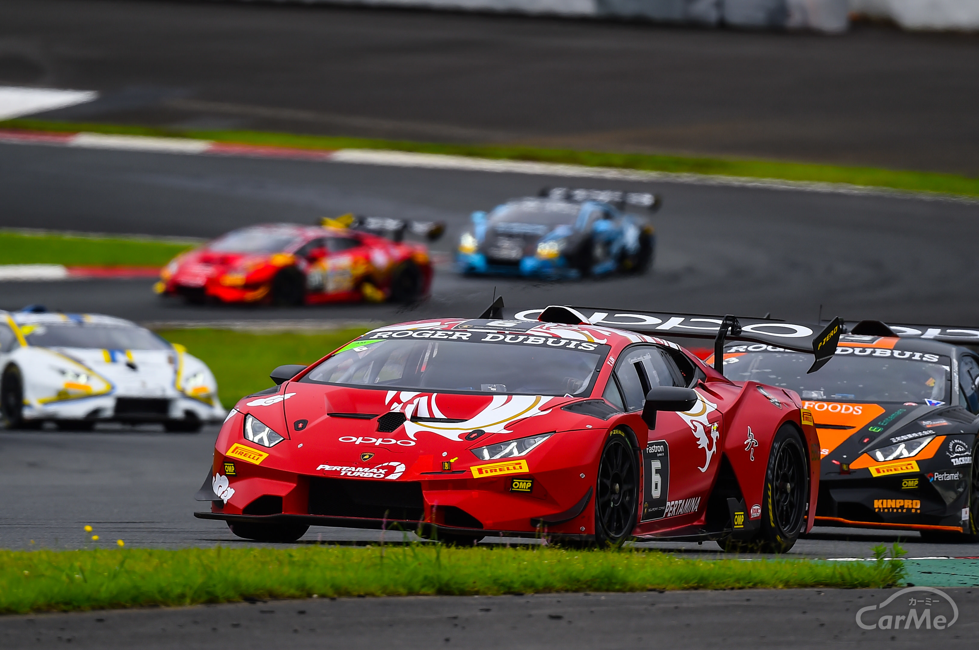 お値段、約3000万円？時速250キロ以上で繰り広げられる、ランボルギーニ・スーパートロフェオ・アジアを見た！