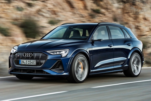 e-tronの外観写真