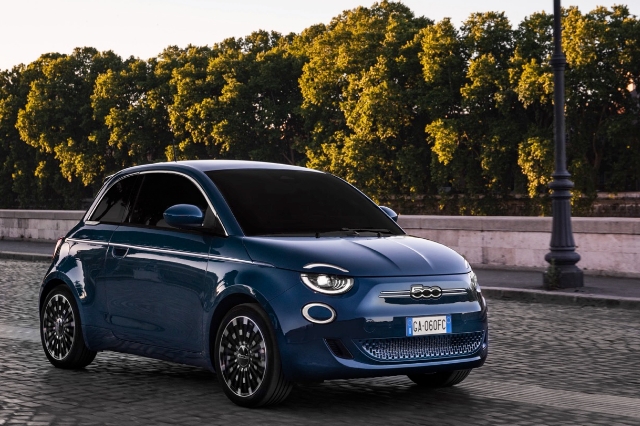 フィアット(FIAT)500e