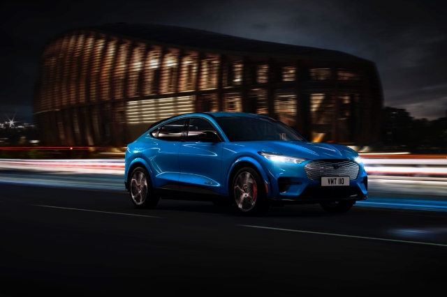 フォード(FORD)Mustang Mach-E(マスタング マッハE)