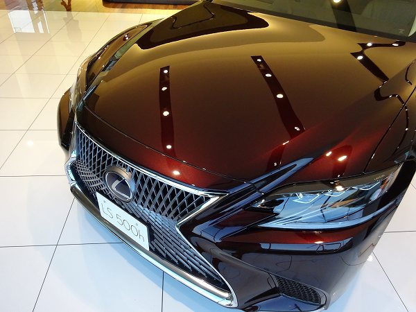 レクサス・新型「LS」を見てきた。日本を代表するフラッグシップ高級サルーン、その複雑さと美しさにため息【エクステリア編】