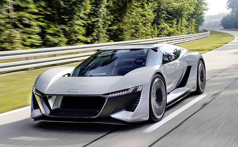 アウディが「自動運転する気”ゼロ”」、ドライバー重視の「PB 18 e-tron」発表
