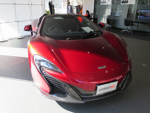 マクラーレンが明言「フェラーリやランボルギーニがクロスオーバーを発表しても、我々はそれに従うつもりは無い」