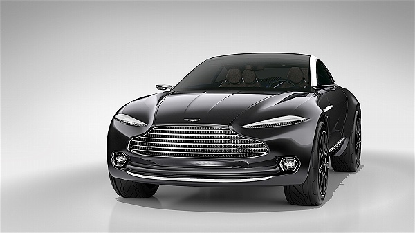 アストンマーティン「DBX」に2種類のモデルが登場。いずれもV8とV12の100%ガソリンエンジン