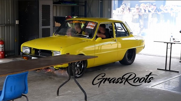 これは悲惨。シドニーのイベントにて、人気沸騰中のロータリーエンジン搭載車両がまさかの爆発【動画有】