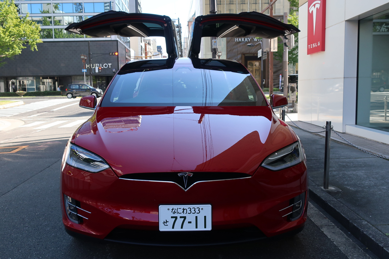 買わない理由がなさそうなテスラ・モデルX。さっそく見積りを取ってみた！1000万円オーバーなのに諸費用は10万円以下